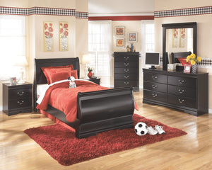 Huey - Black - Five Drawer Chest