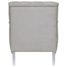 Avonlea - Upholstered Tufted Chair