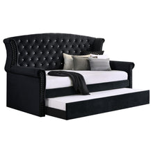 Scarlett - Upholstered Daybed With Trundle