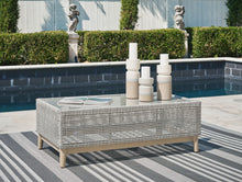 Seton Creek - Gray - Rectangular Cocktail Table