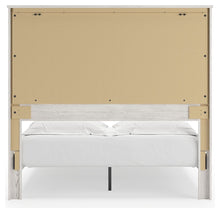 Gerridan - Panel Bed With Sconces