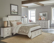 Hillcrest - 9-Drawer Dresser - Distressed White