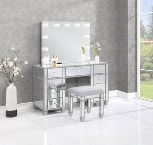 Allora - 9-Drawer Vanity Set With Lighting - Metallic Silver