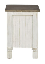 Havalance - White / Gray - Chair Side End Table