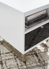 Gardoni - White / Black - Chair Side End Table