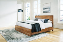 Dressonni - Panel Bedroom Set