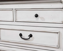 Hillcrest - 9-Drawer Dresser - Distressed White