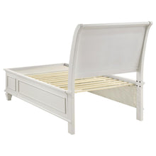 Selena - Sleigh Bed with Footboard Storage