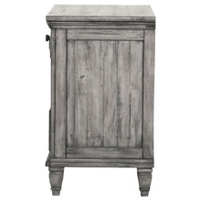 Avenue - 3-Drawer Nightstand